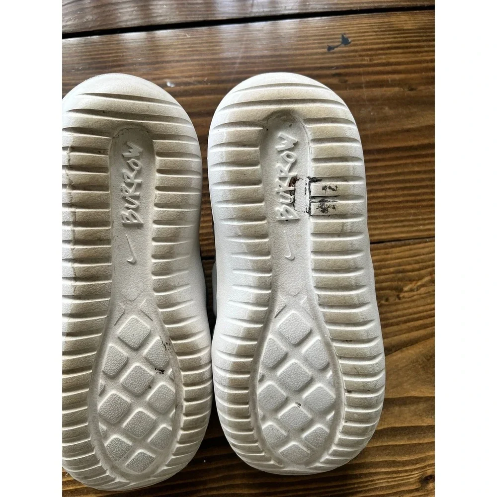 Nike Burrow Metallic Silver Puffer Slippers Fleece Lined Mules DC1458-002